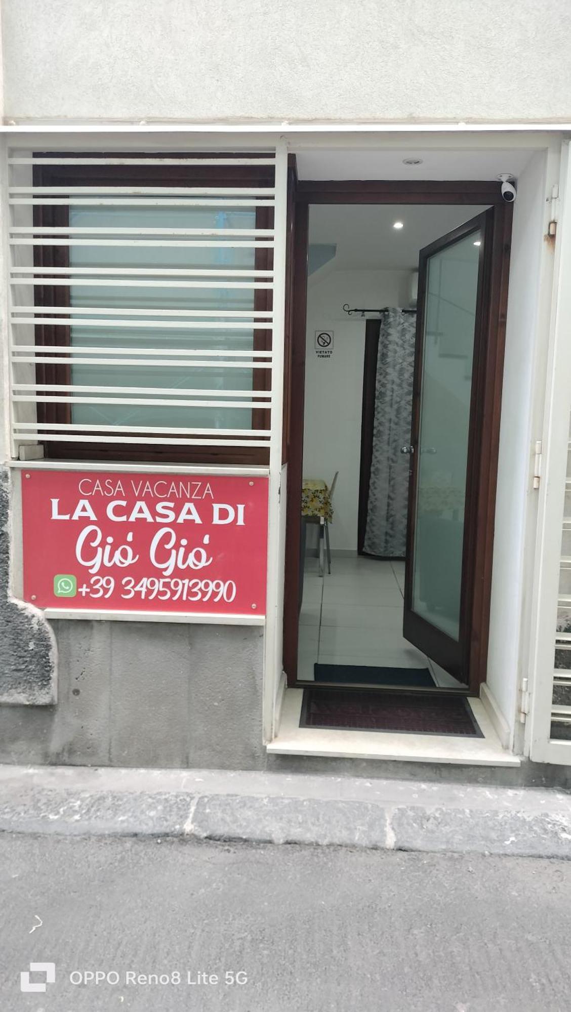 La Casa Di Gio Gio Apartment คาตาเนีย ภายนอก รูปภาพ